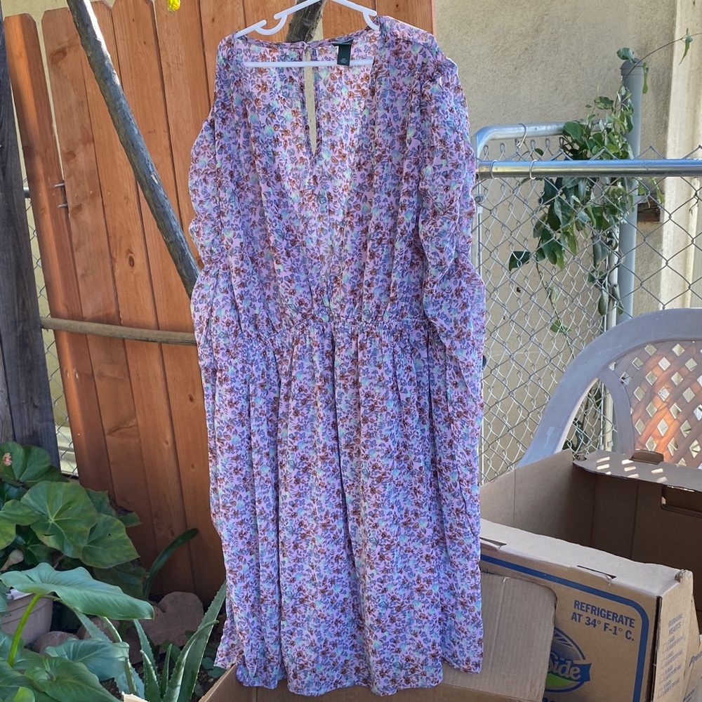 Floral V-Neck Dress